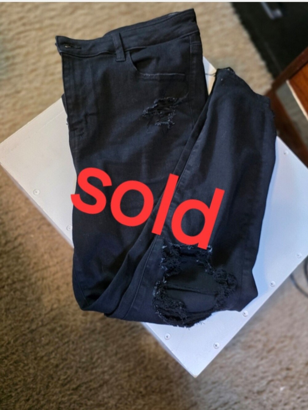 American Eagle Outfitters Black Skinny Ripped Jeans